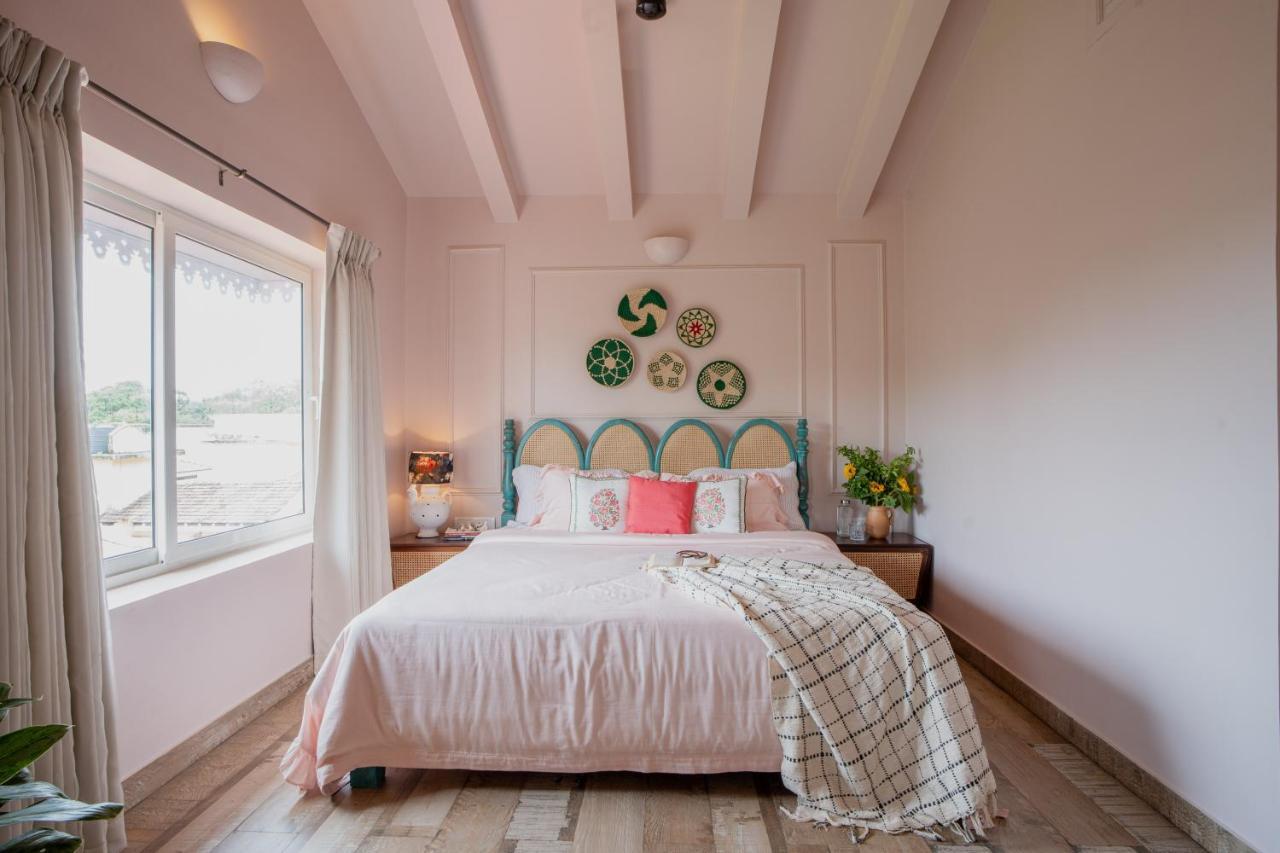 Elivaas 5 Bhk With Pvt Pool, Entertainment Room & Glass House - Bludoor Marmagao ภายนอก รูปภาพ
