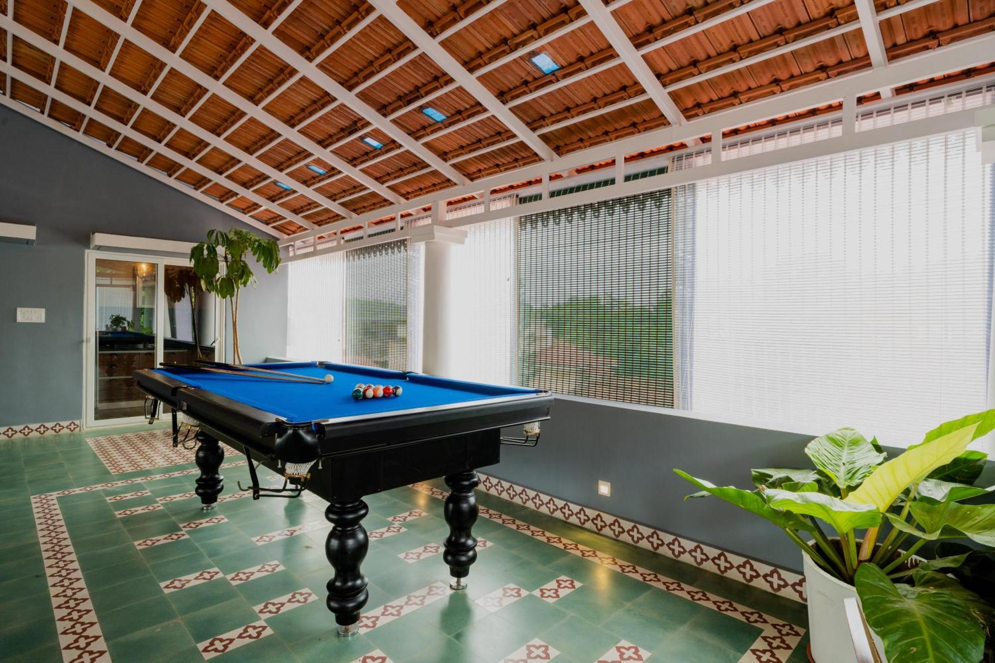 Elivaas 5 Bhk With Pvt Pool, Entertainment Room & Glass House - Bludoor Marmagao ภายนอก รูปภาพ